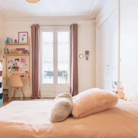 Apartment Charming 3bd Apart In The Heart Of